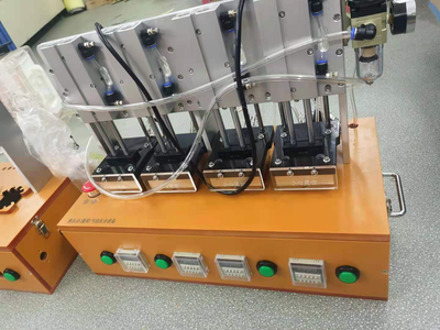 气动热熔（可调温）压合一出四治具