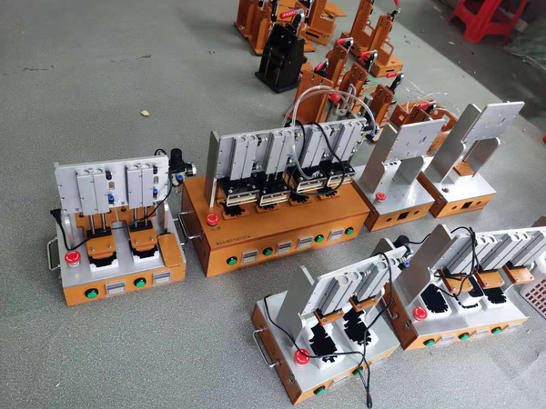 电子类型气动压合治具